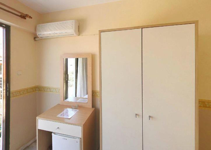 Rosy Hotel Kusadasi Habitación foto