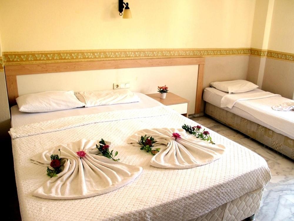 Rosy Hotel Kusadasi Habitación foto